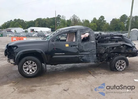 2016 Toyota Tacoma Sr5 V6 z USA, uszkodzony, nr VIN 5TFSZ5AN3GX015275